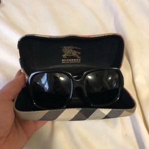 Black Burberry Oversized sunglasses